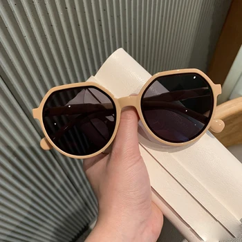 2022 стиль мода все-Матч солнцезащитные очки тенденция персонализированных круглый очки рамка модули тенденция конфеты цвет большой кадр очки